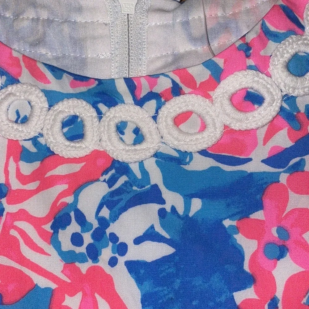 Lilly Pulitzer Little lilly classic shift bay blue pop pop glow size 10